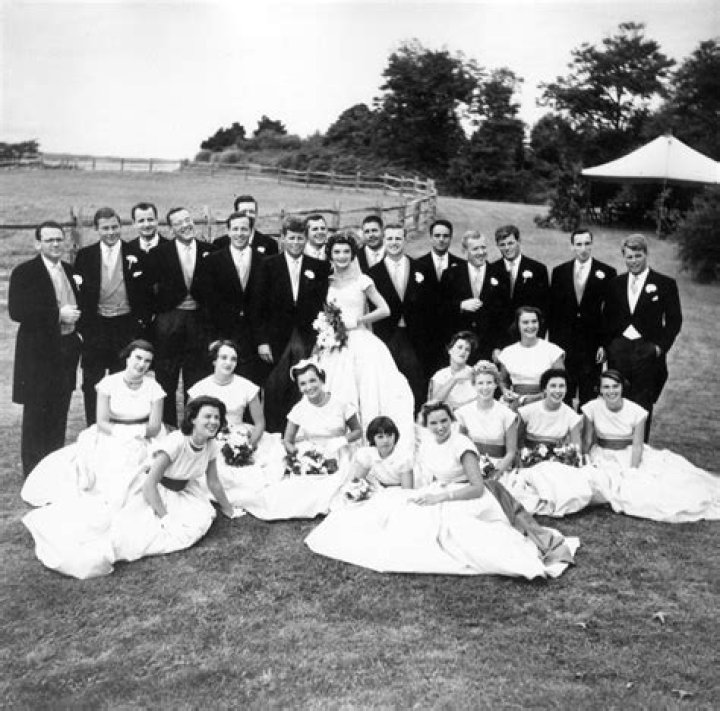 21 Facts about the Vanderbilt Family, Kennedys, and More U.S. "Royalty"