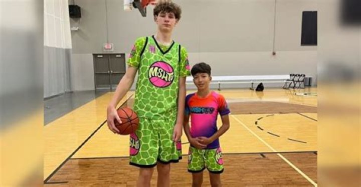 
34 Years Old Basketballer Zaza Pachulia Has 3 Children, Married to Tika Pachulia Since 2008