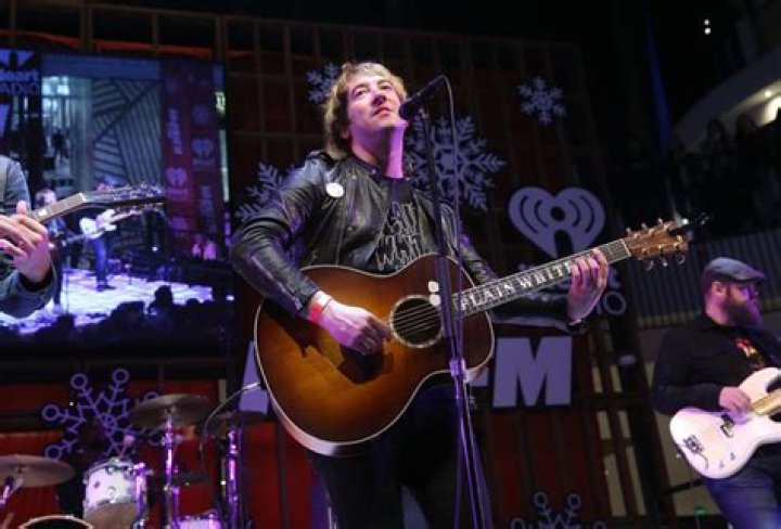 All The Deets On Plain White T’s “Hey There Delilah” TV Show *And* New Music! – Celeb Secrets