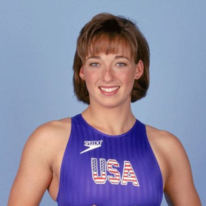 Amy Van Dyken Bio - standing, progress, instagram, swimmer, salary, net worth