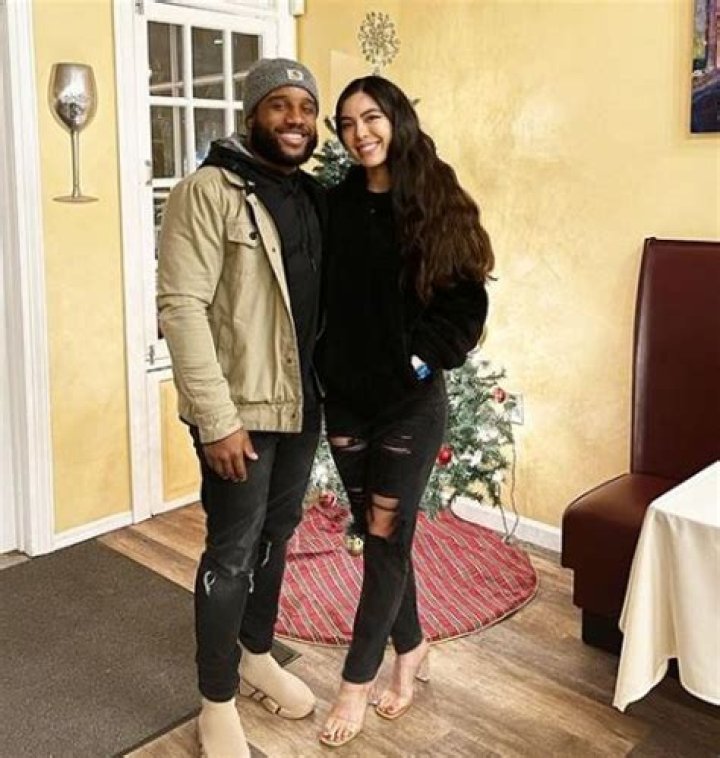 Boston Scott Bio, Age, Net Worth, College Stats, NFL, Salary, & Girlfriend