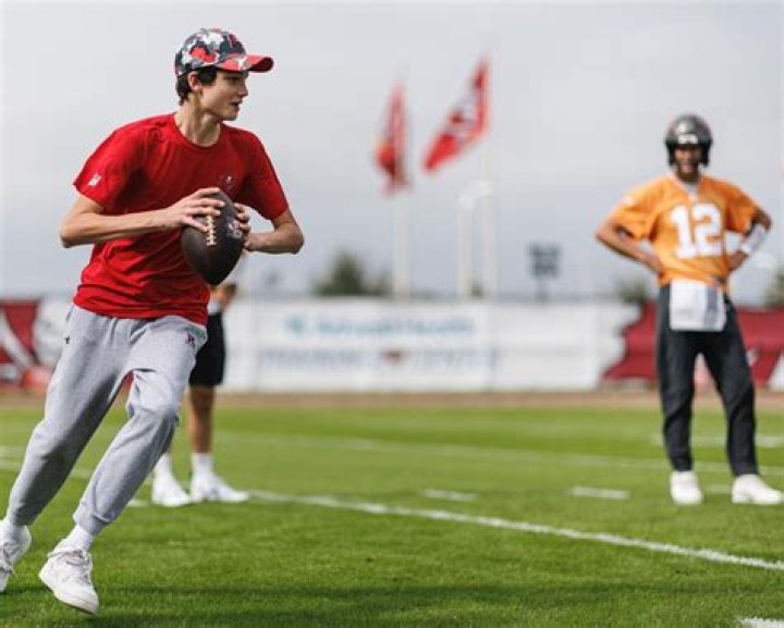 Canada To SiriusXM: Don’t Play ‘Squaws Along The Yukon’