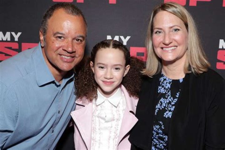 Chloe Coleman Wikipedia, Age, Family, Dad, and Bio Facts