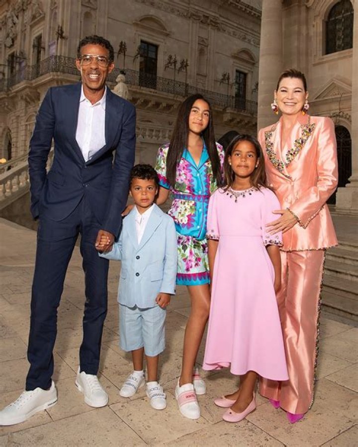 Chris Ivery Net worth, Children and Married Life of Ellen Pompeo Husband