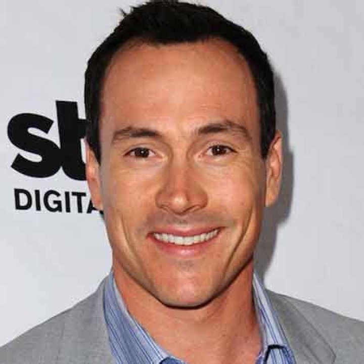 Chris Klein Bio-salary, net worth, married, affair, relationship, girlfriend, stats, contract, nationality, married, children, age