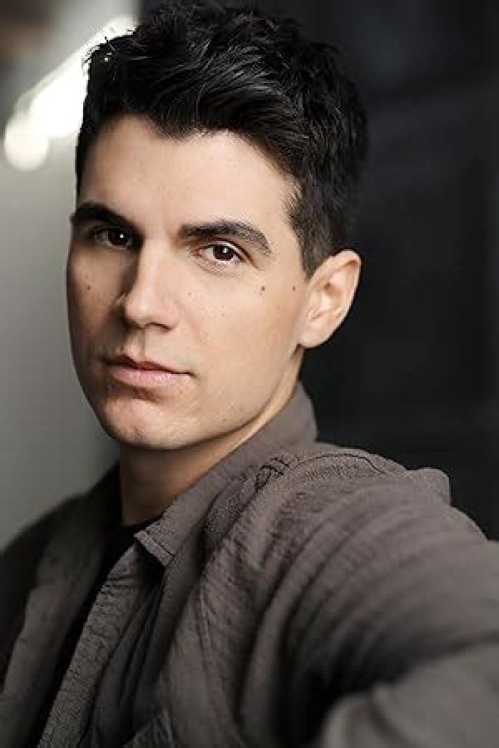 Christian DelGrosso – Celeb Secrets