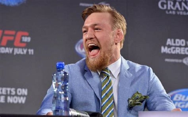 
Conor McGregor Perfectly Roasted a Follower on Instagram over a Cheeky Question