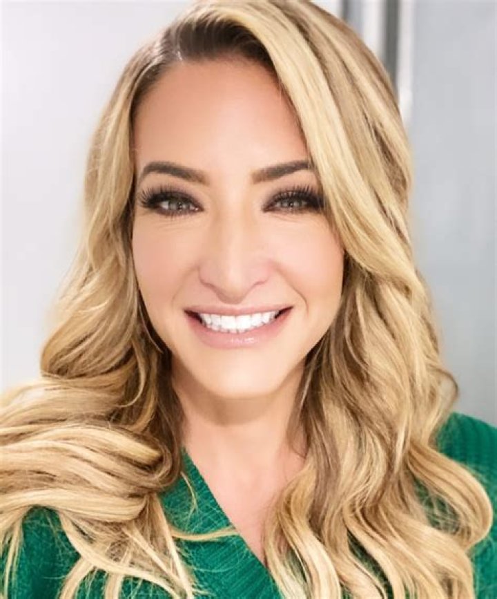 Cynthia Frelund Wikipedia: Husband, Age, Net Worth & Salary.