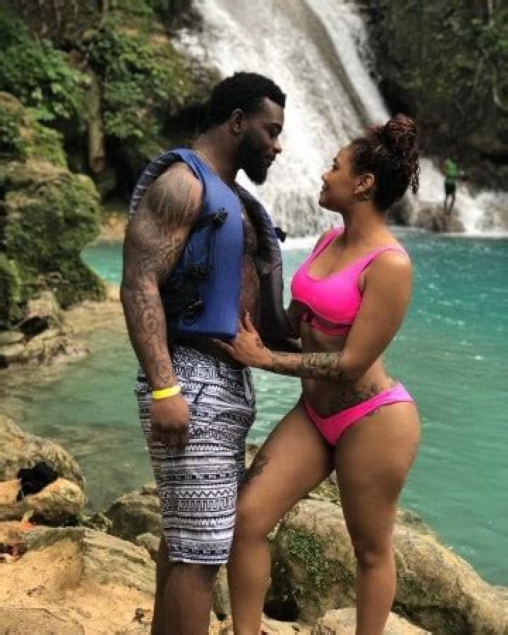 Damien Williams Salary, Contract, and Net worth; Who is his Wife?
