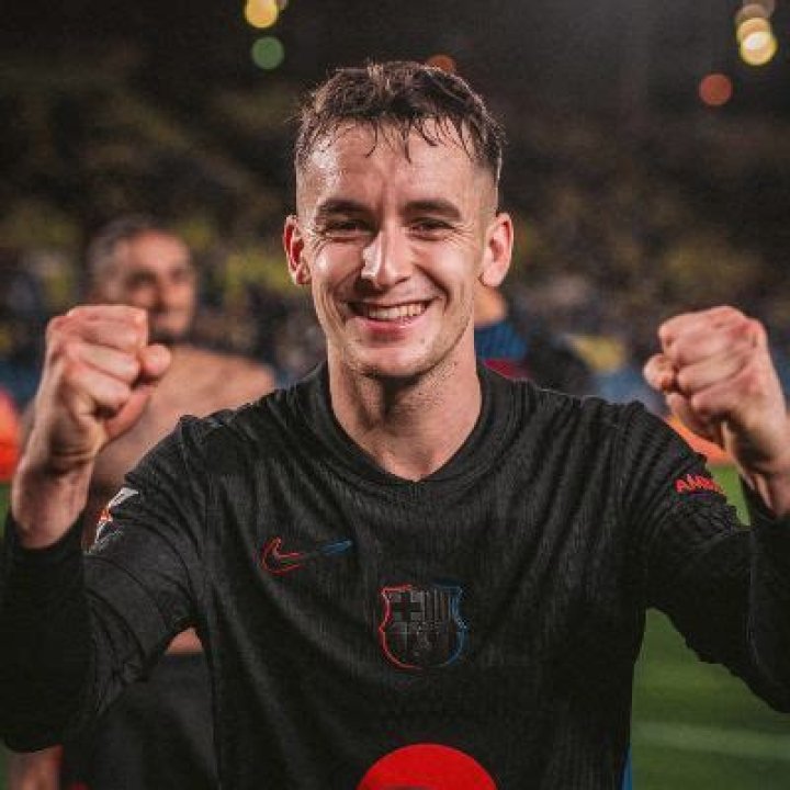 Daniel Schmidt Age, Parents, Nationality, Wiki, Career Stats, Transfermrkt, Salary, Net Worth, Wife, Kids, and Instagram