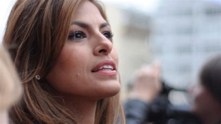Does Eva Mendes Speak Spanish?