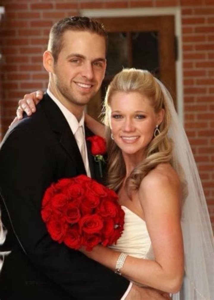 Edwin Cardona Bio-salary, net worth, married, wife, relationship, children, career