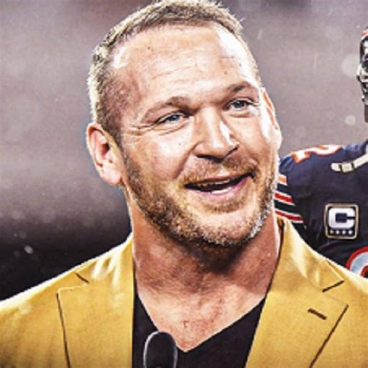 Former NFL player Brian Urlacher Net worth and Salary; Who is his Wife?