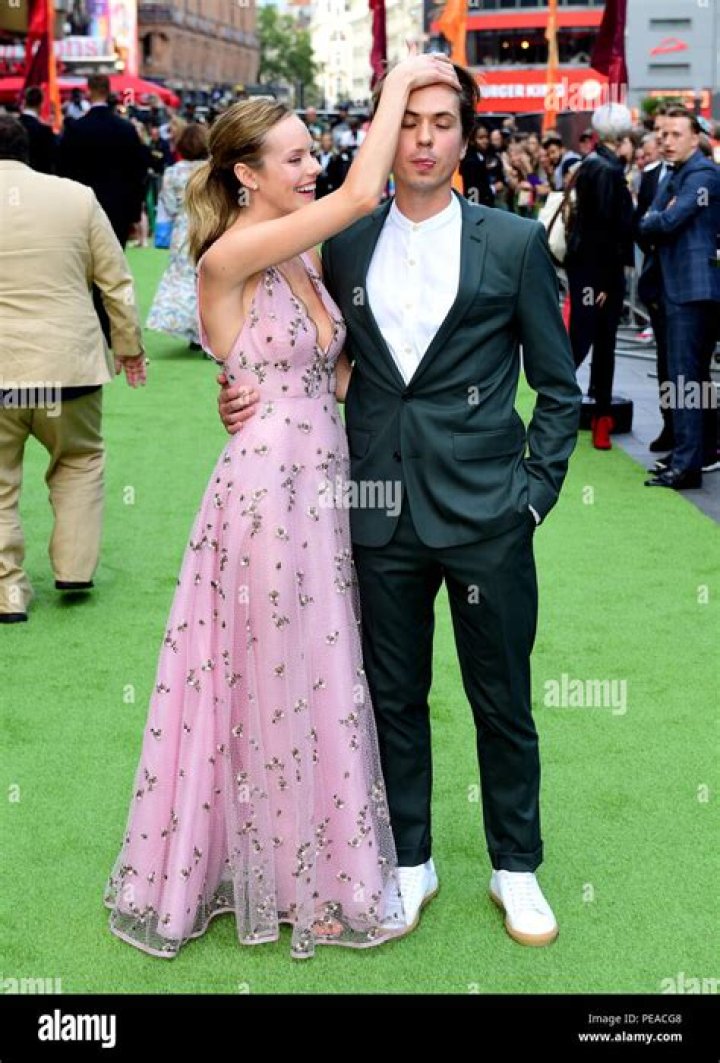 Hannah Tointon on being Joe Thomas’ Fiance. Her Bio and Married Life