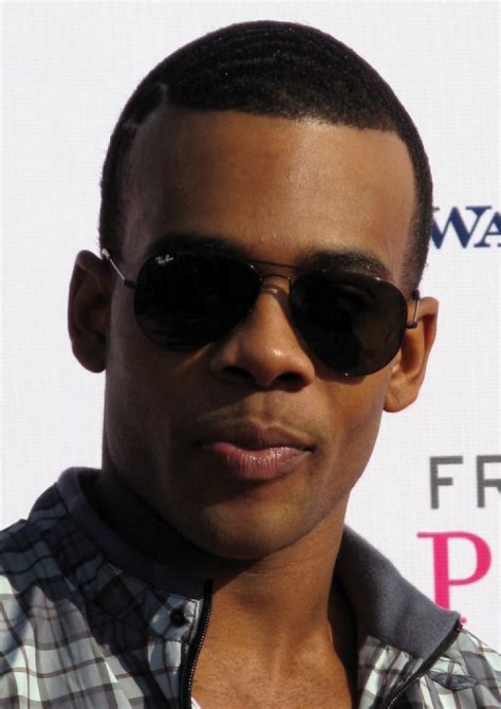 Hire Mario for a Corporate Event or Performance Booking.