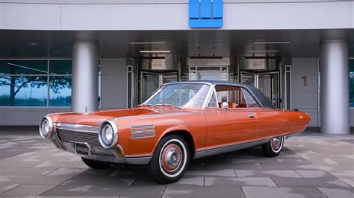 How Many Cars Does Paul Hollywood Have?