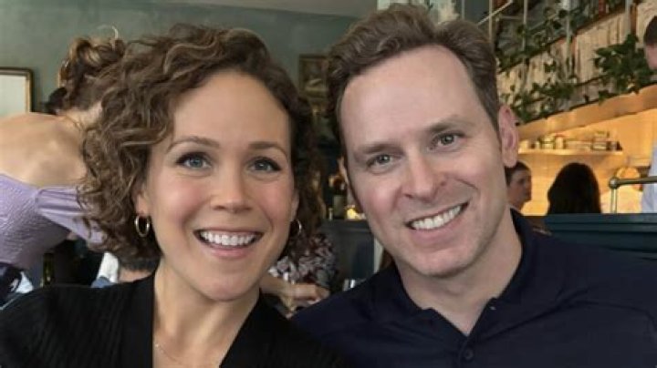 Is Erin Krakow married to Ben Rosenbaum?