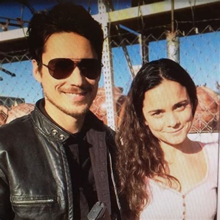 Is Peter Gadiot Married to Wife or Dating to Girlfriend? Know His Net Worth and Bio.