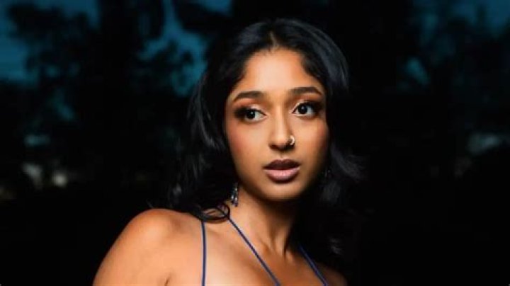 Is The Devi Actress Single In Real Life?