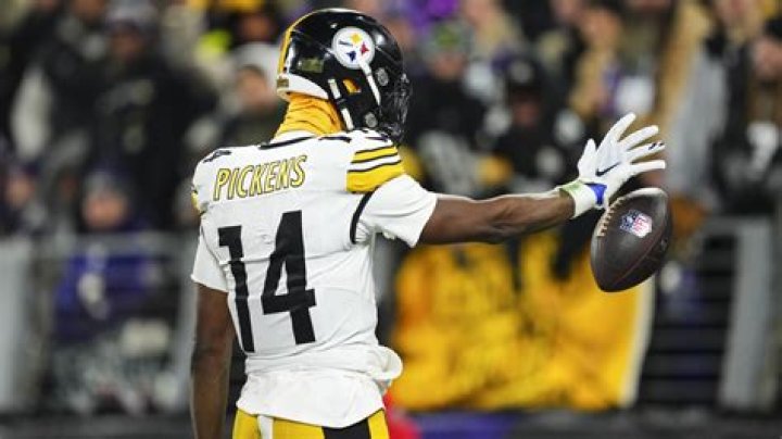 Javonte Green Signed a Two-year contract worth $2,416,291, How much is his salary?