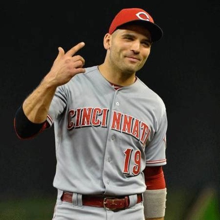 Joey Votto Bio - net worth, salary, earnings, career, family, age, height, relationship, girlfriend, married, nationality, children, contract, stats