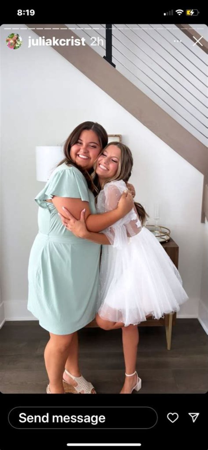 julia k crist net worth, income and estimated earnings of Youtuber channel