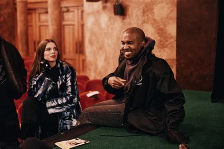 Kanye Gifted Julia Fox And Her BFFs Birkin Bags For Her Birthday – Celeb Secrets