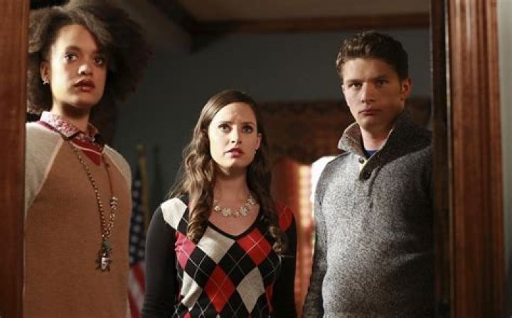 LUKE BENWARD, MERRITT PATTERSON, BRETT DIER – Celeb Secrets