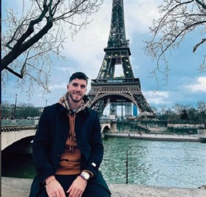 Marcos Senesi Bio, Age, Net Worth, Salary, Market Value, Stats, & Girlfriend