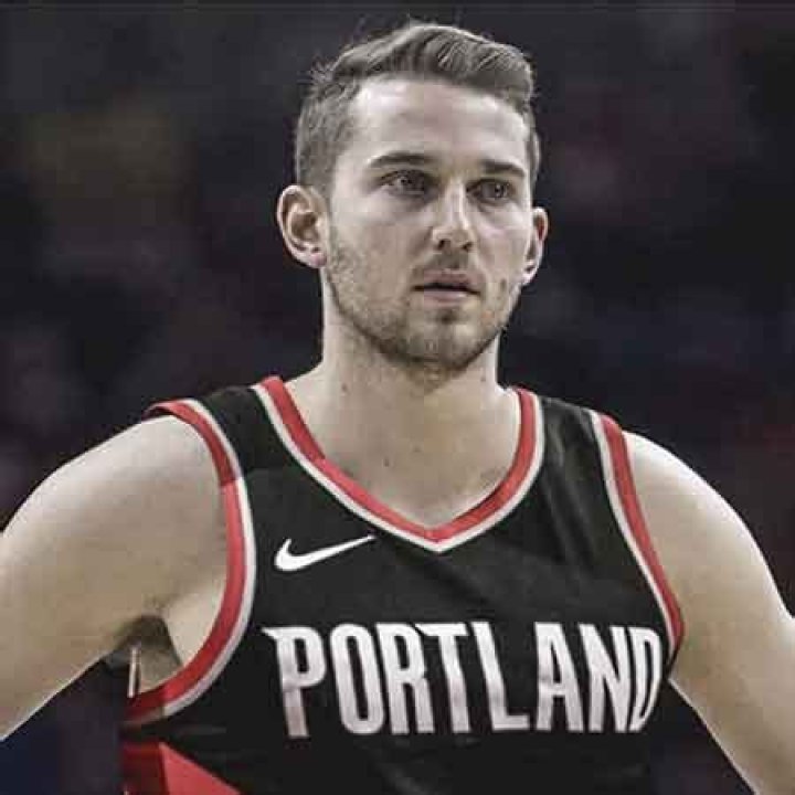 Nik Stauskas, Biography, salary, net worth, contract, NBA, Basketball, Personal life, girlfriend, Affair