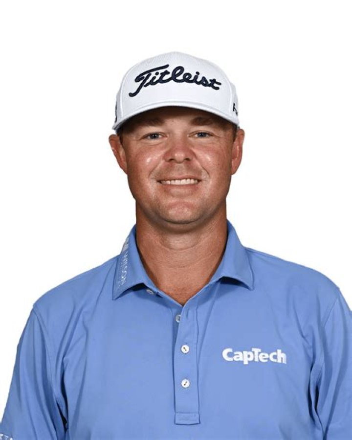 PGA Golfer Patton Kizzire Biography (Age, Career, Earnings, Net worth, Married, Wife, Family)