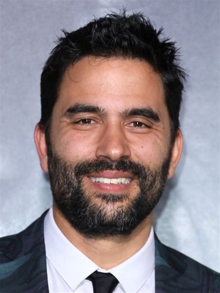 Reddit Thinks Actor Ignacio Serricchio Is Mistaken For Her Ex-husband; Javier's Real Name & More!