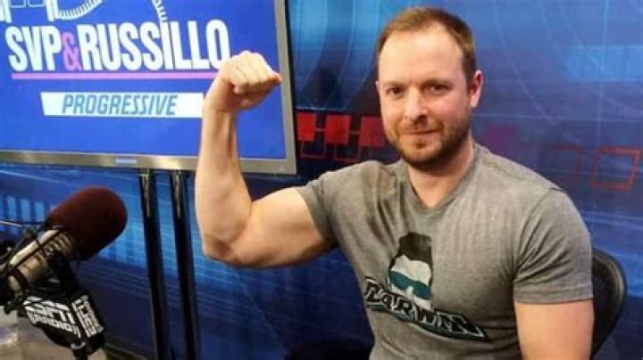 Ryen Russillo Bio - salary, net worth, affair, wife, married, career, bio, age, nationality, ethnicity, controversy, rumor