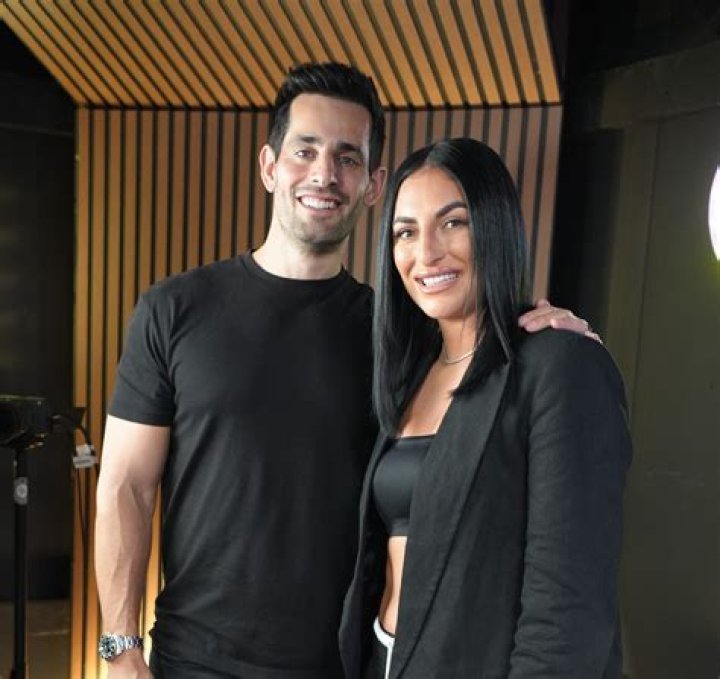 Sonya Deville Biography- salary, contracts, stats, net worth, endorsement, age, family, relationship, gay, girlfriend, affair, dating, nationality