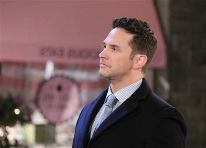 Stefan Sends A Message To Harris-Is He The One Who Calls A Hit On Lucas In Statesville, Not Clyde?