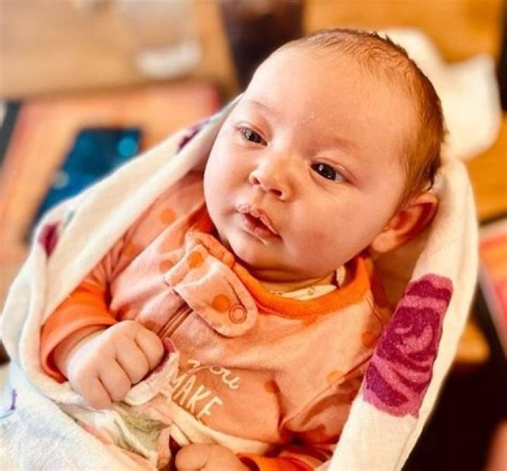 The Winder Family Posts Cute Photo Of Baby Genevieve