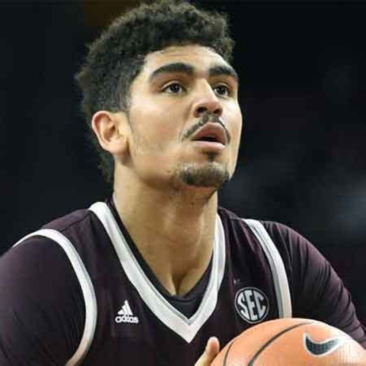Tyler Davis, Biography, salary, net worth, contract, NBA, Basketball, Personal life, girlfriend, Affair, height, weight