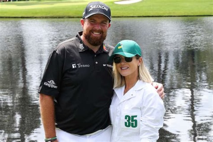 Wendy Honner is a nurse who is the lovely wife of popular golfer Shane Lowry.