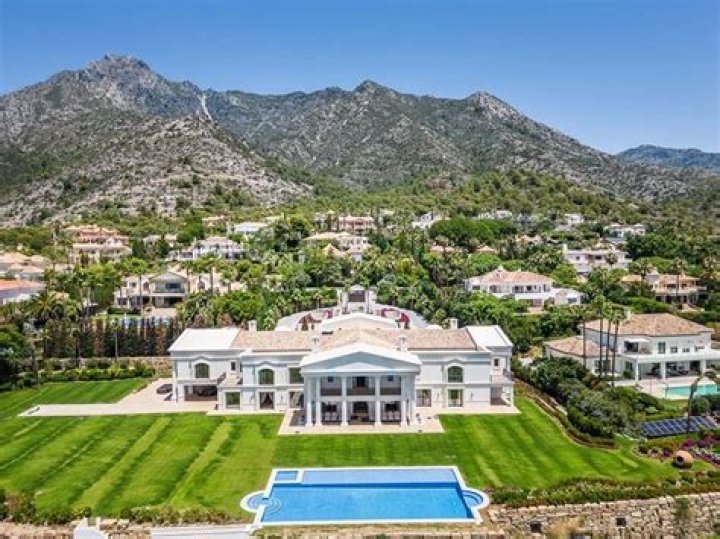 Where Does Novak Djokovic Live?