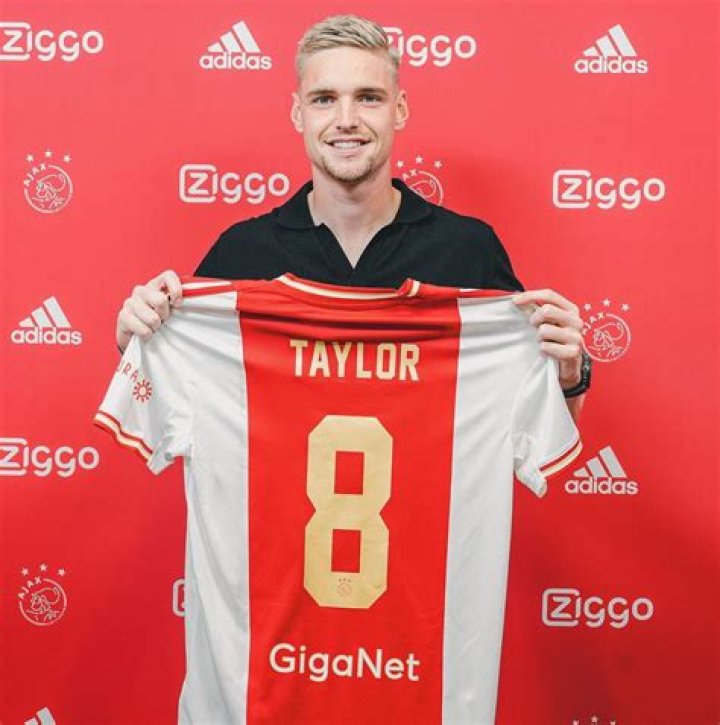 Who is Kenneth Taylor? His Net Worth, Salary, Earnings, Contract, Bio, Relationship Status, Stats