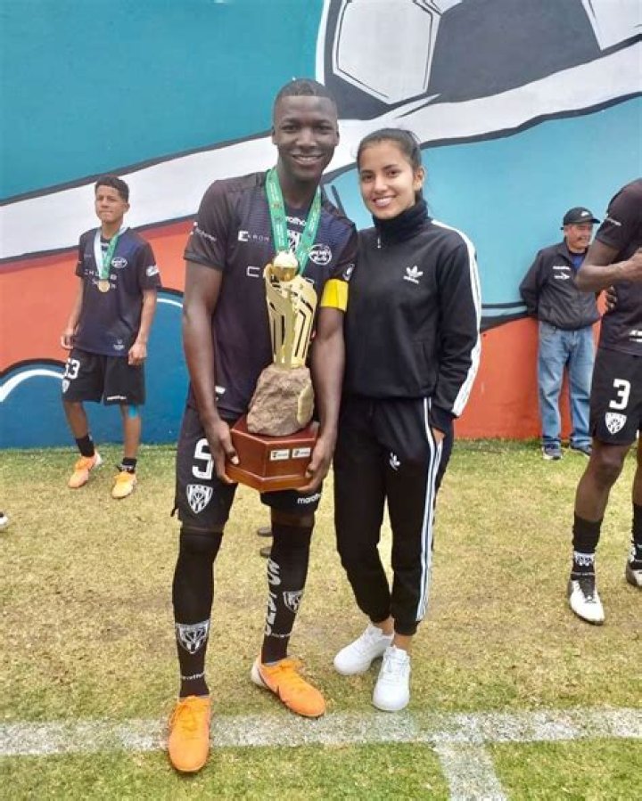 Who is Moises Caicedo? How much does Moises earns?